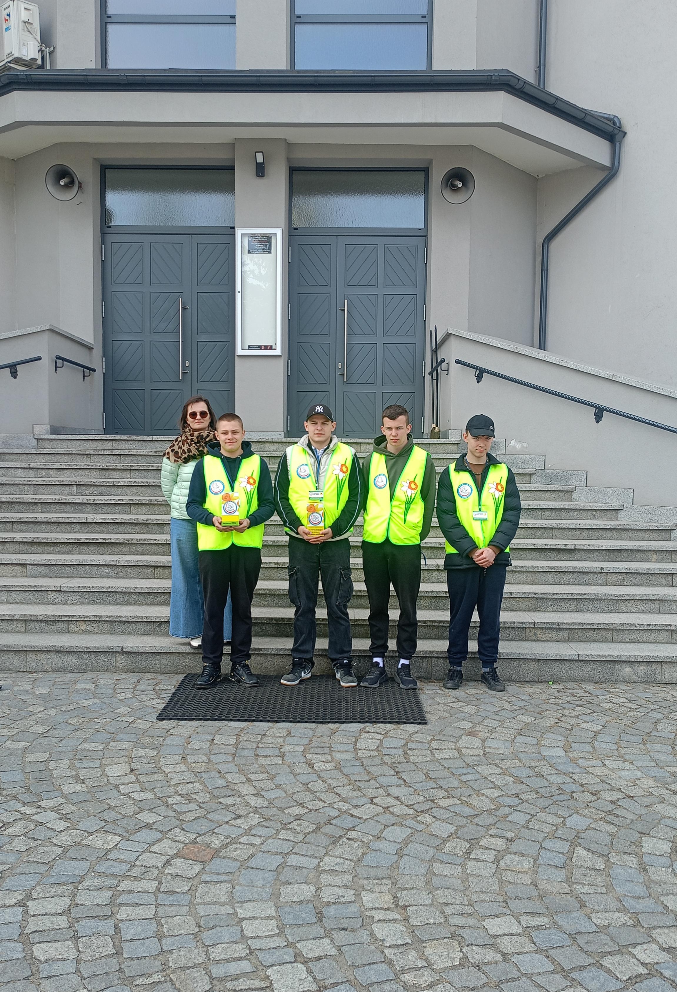 „Pomagamy, bo chcemy " | pro-xMTgSoUd.jpeg