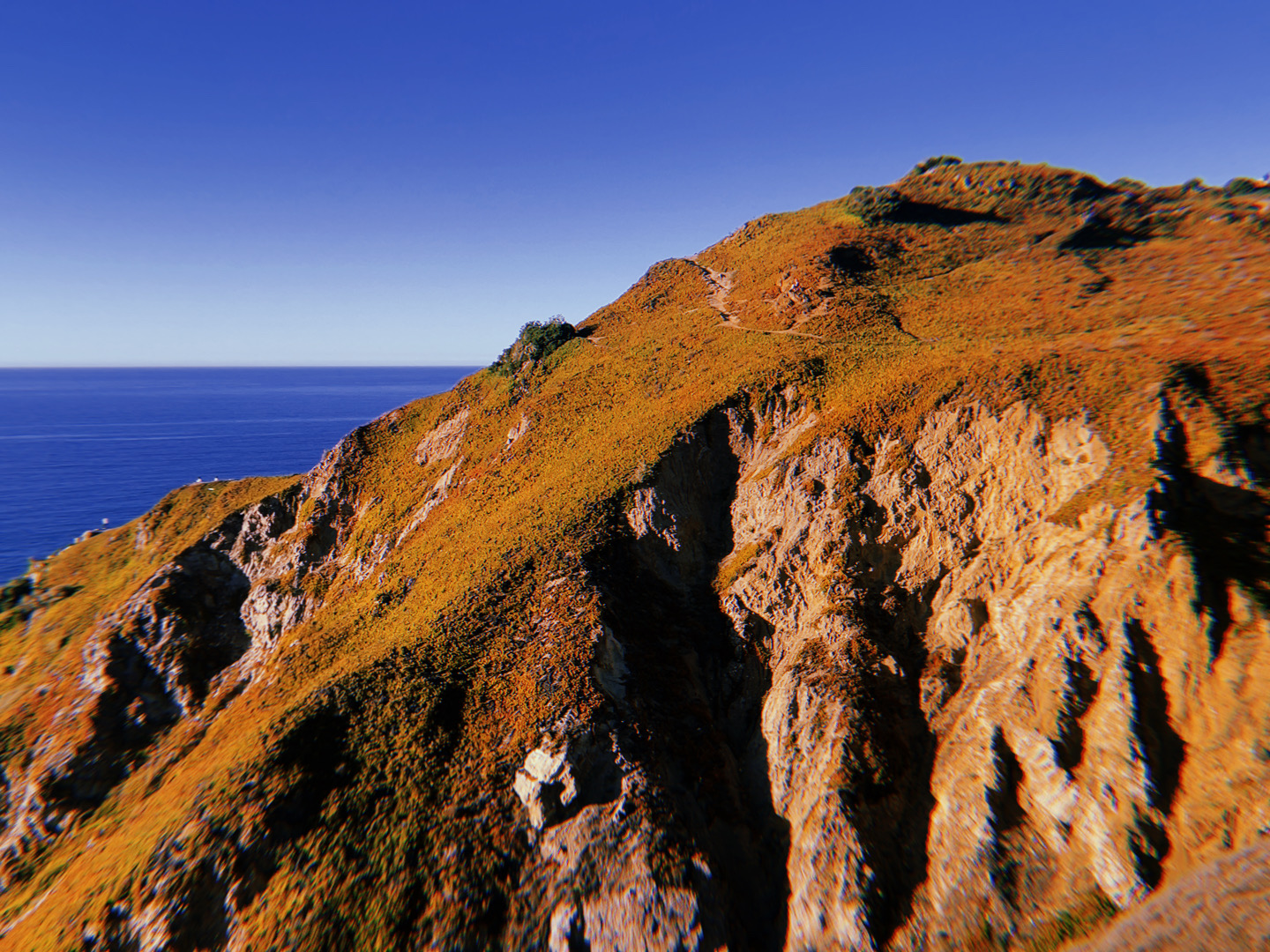 Salute Guide to Lisbon Ursa and Cabo de Roca.JPG