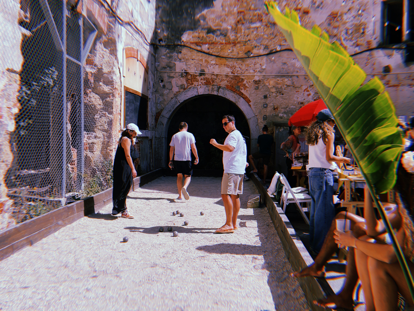 Mirari and Mirari's local market  