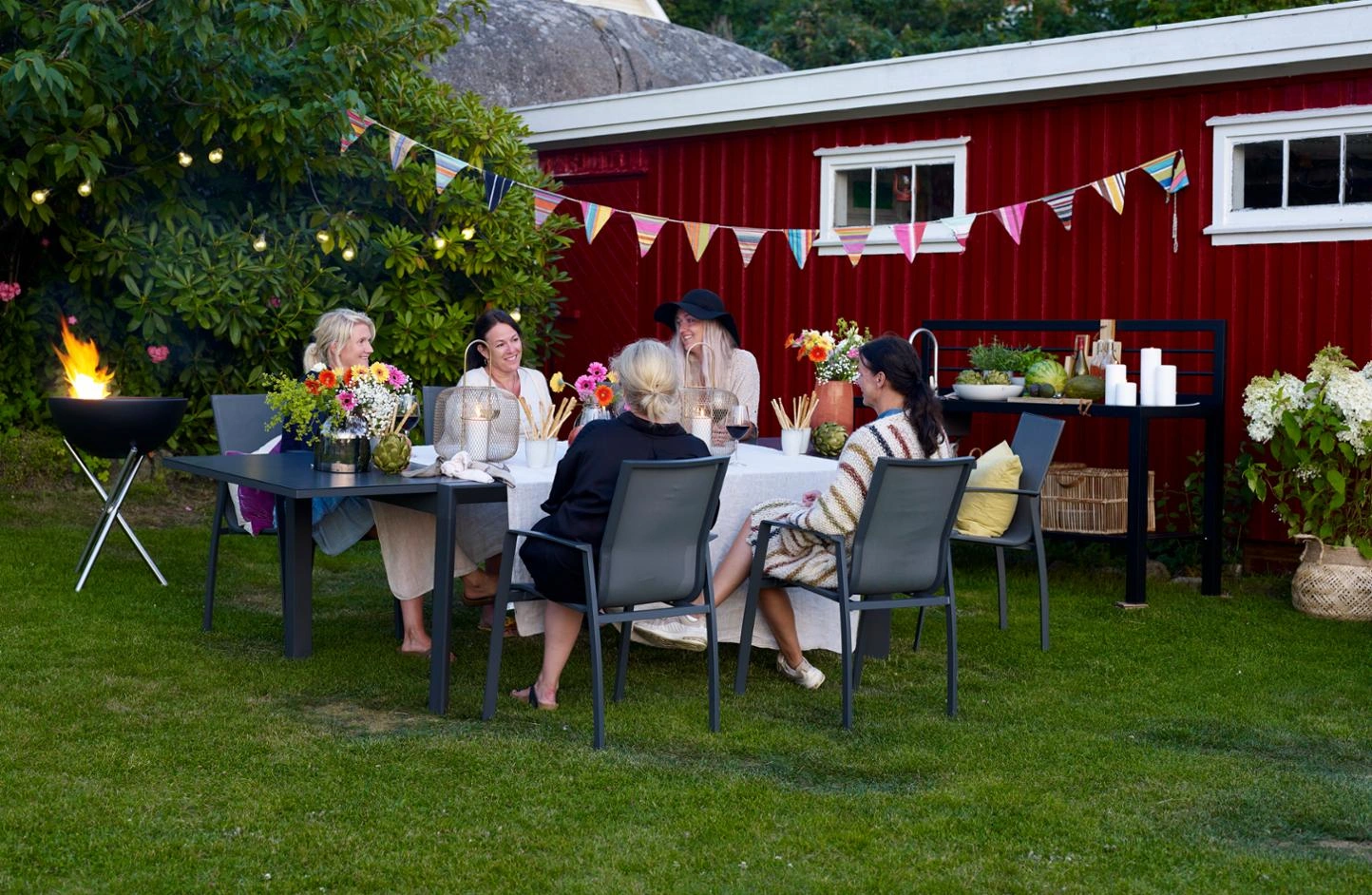 Bilde av sommerfest med mennesker