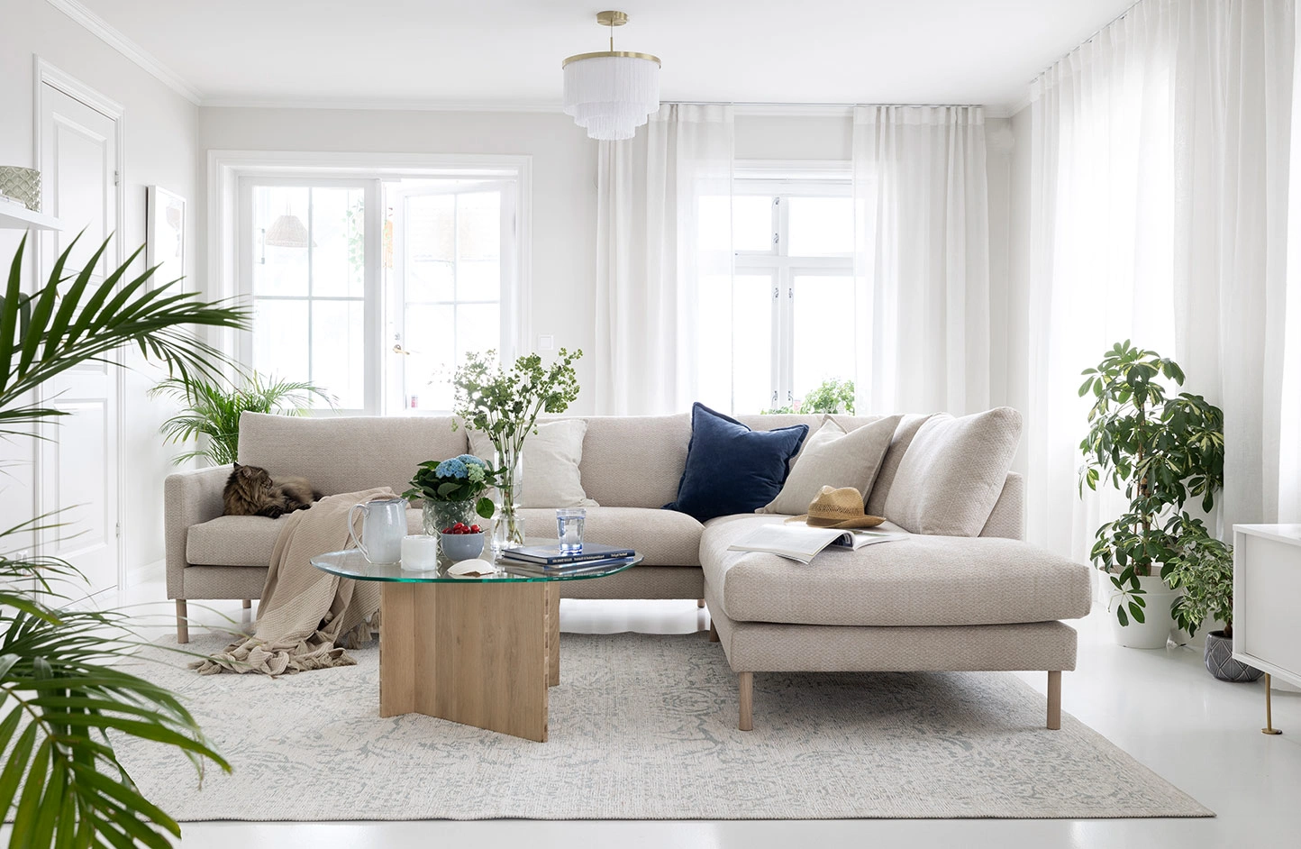 Slik tar du vare på sofaen din - fulbreddebilde - jasper