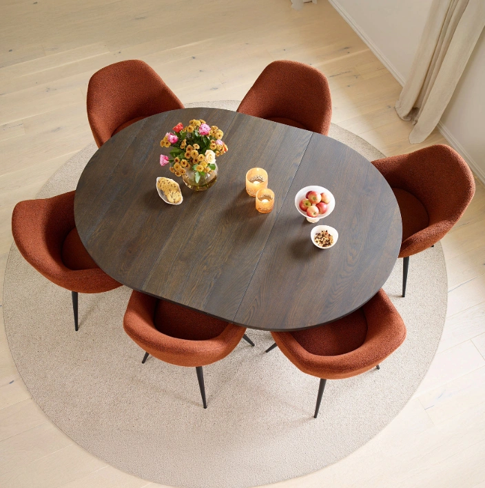 Maddock spisebord med ileggsplate