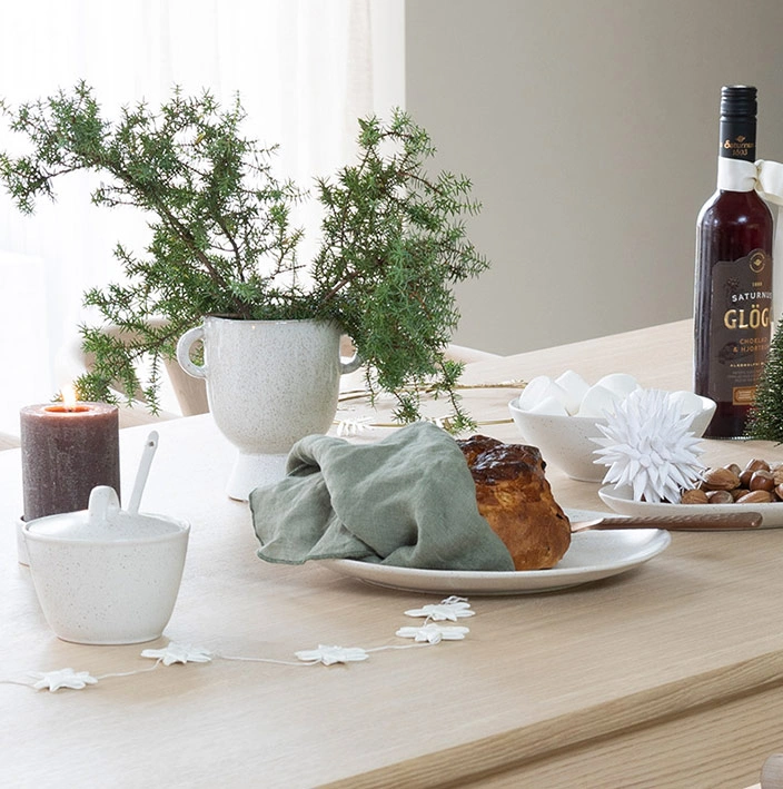 Julestemning spisebord og stoler