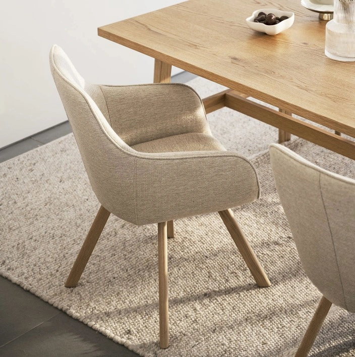 Alison spisestol med sving