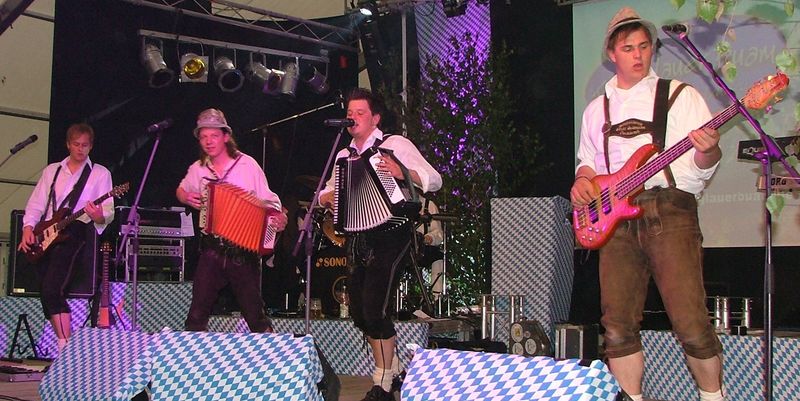 Troglauer – AuftrittDahoam“