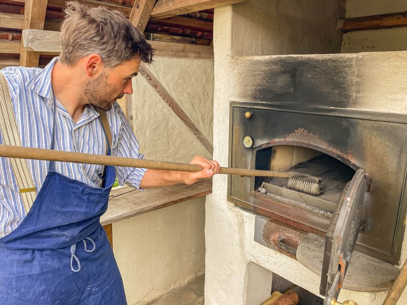 Ofenduft, Handwerk und Heimatliebe