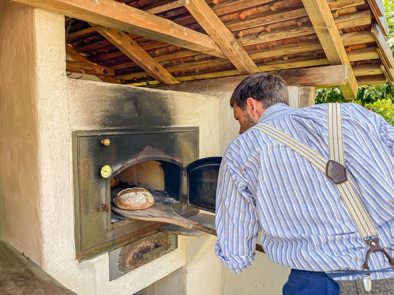 Ofenduft, Handwerk und Heimatliebe