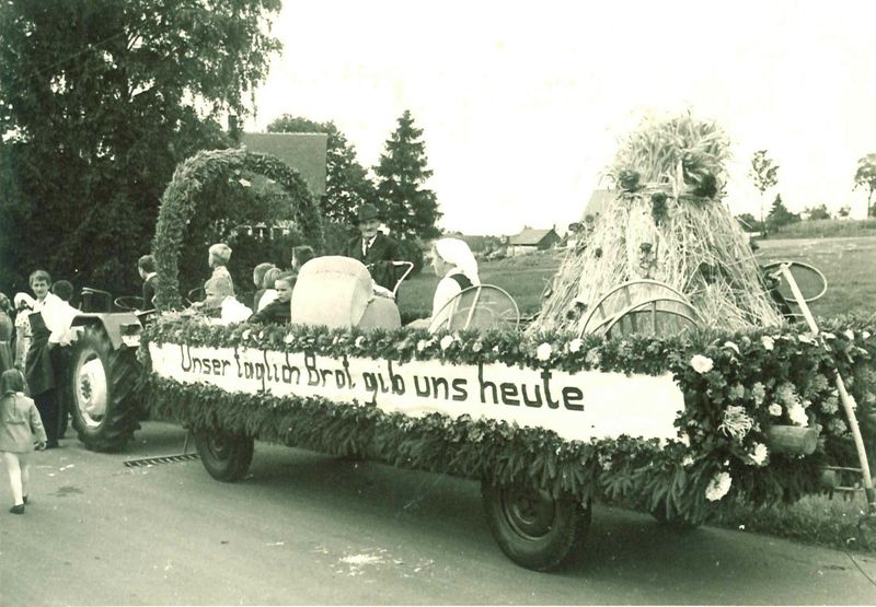 Mit dem „Wachlerer“ durchs Korn