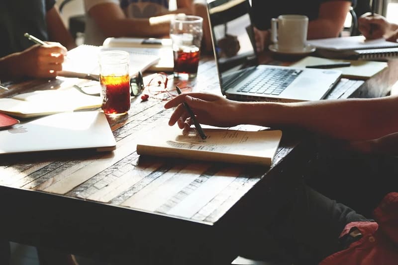 Le Bac Pro Services Poitou-Charentes : un diplôme en or accessible en 2-3 ans de formation !