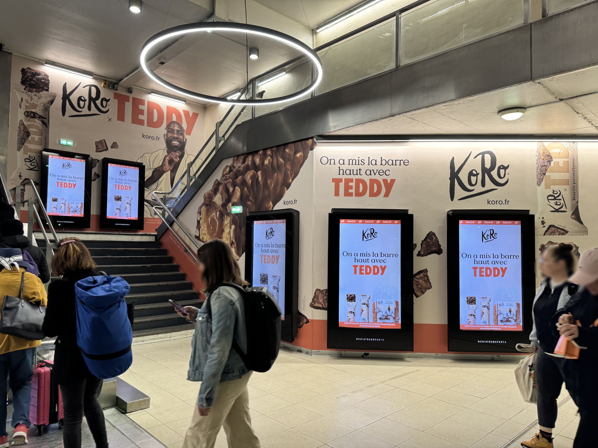 Affiches digitales de la collaboration Teddy x KoRo