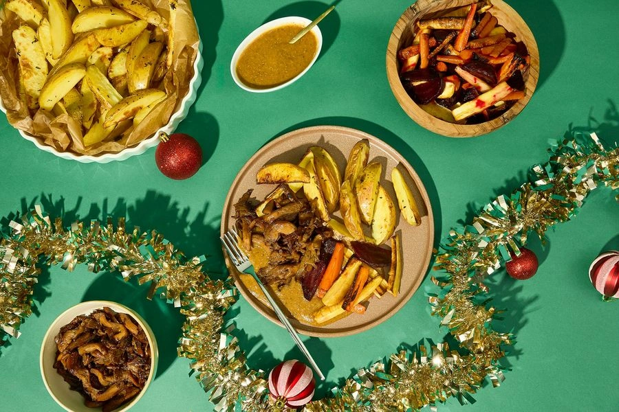Den veganska julmenyn: Marinerad ostronskivling, potatis och rotfrukter i ugn med sås