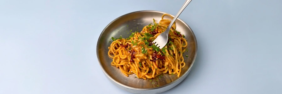 Caramelized Onion Pasta (vegan)