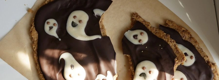 Halloween Cookie Dough Barks (vegan & glutenfrei)