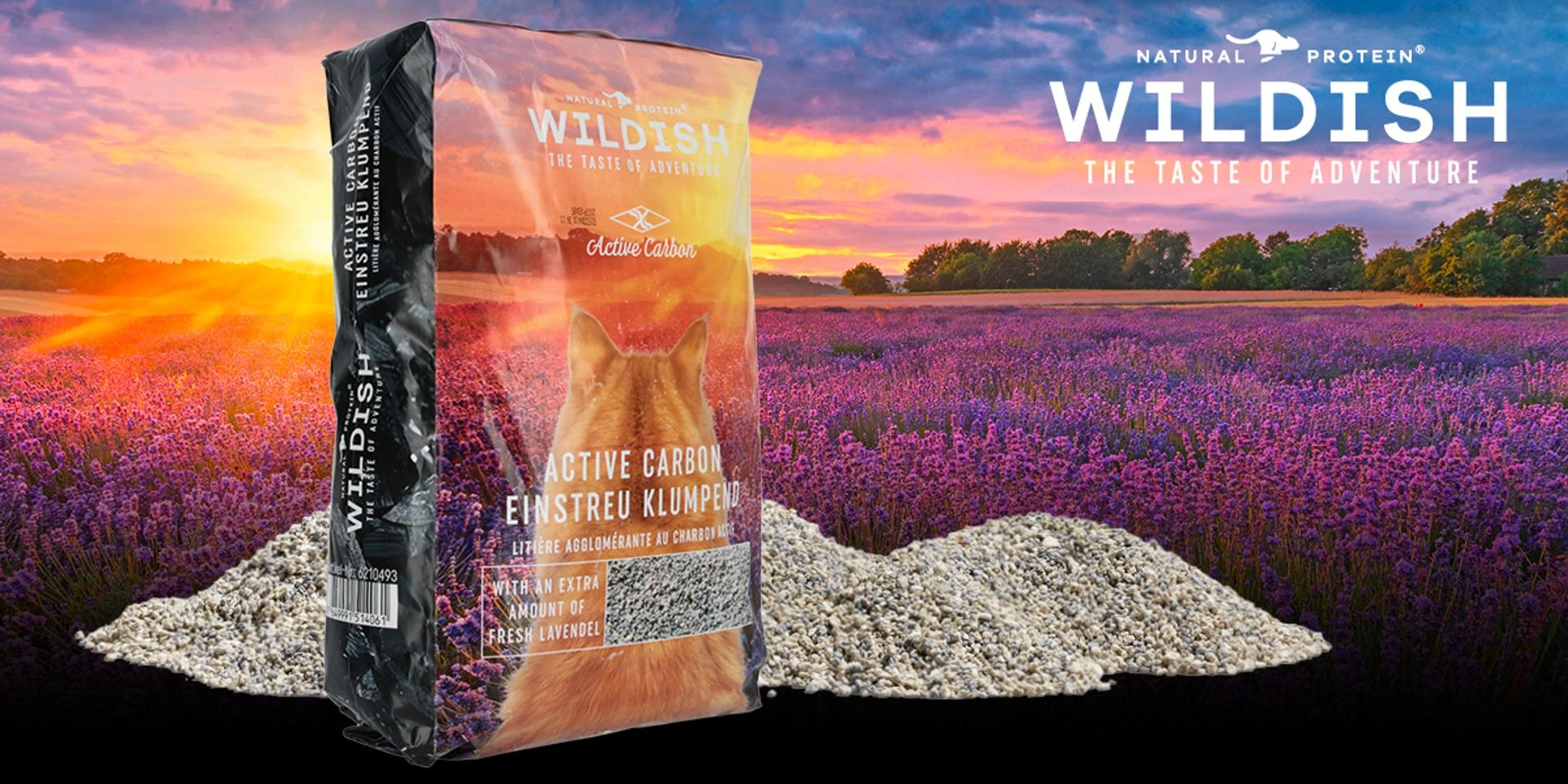 Wildish Active Carbon Katzenstreu klumpend vor Lavendelfeld mit aufgeschütteter Streu