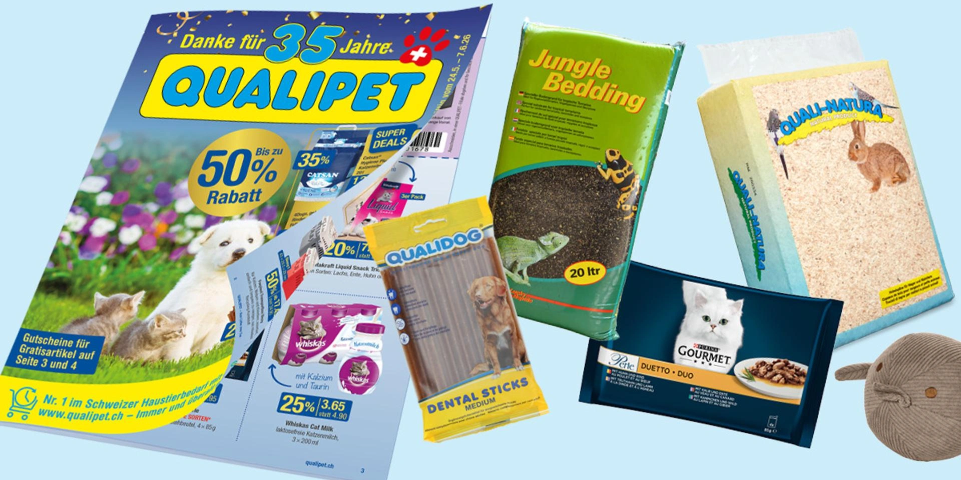 QUALIPET Flyer mit verschiedenen Haustierprodukten wie Einstreu, Dental Sticks, Katzenfutter und Zubehör vor hellblauem Hintergrund