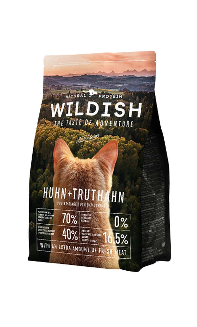Frontansicht der Wildish Cat Trockenfutter-Verpackung Huhn & Truthahn für Adult/Senior Katzen