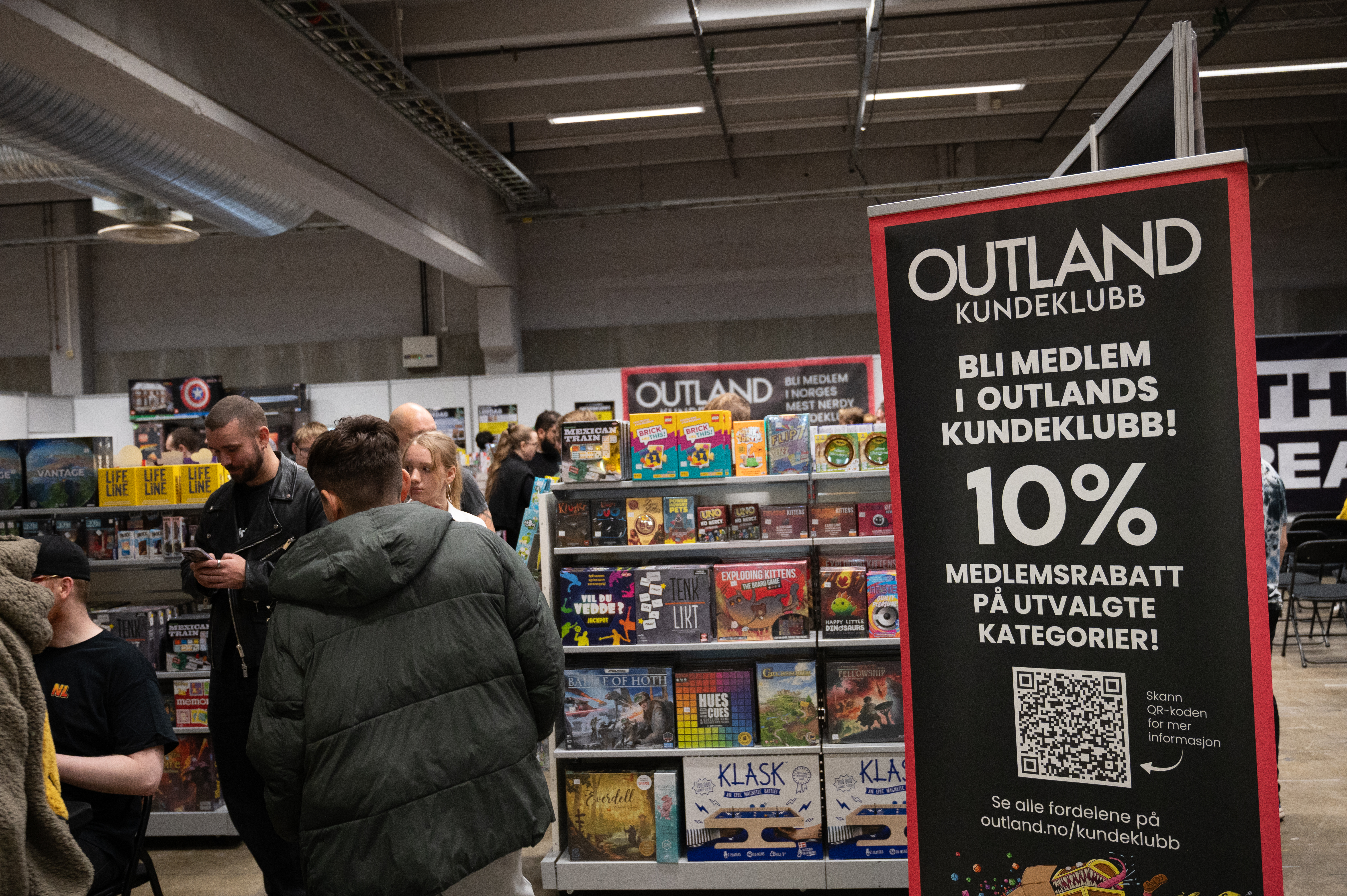 Outlands butikk på SpillExpo 2025a