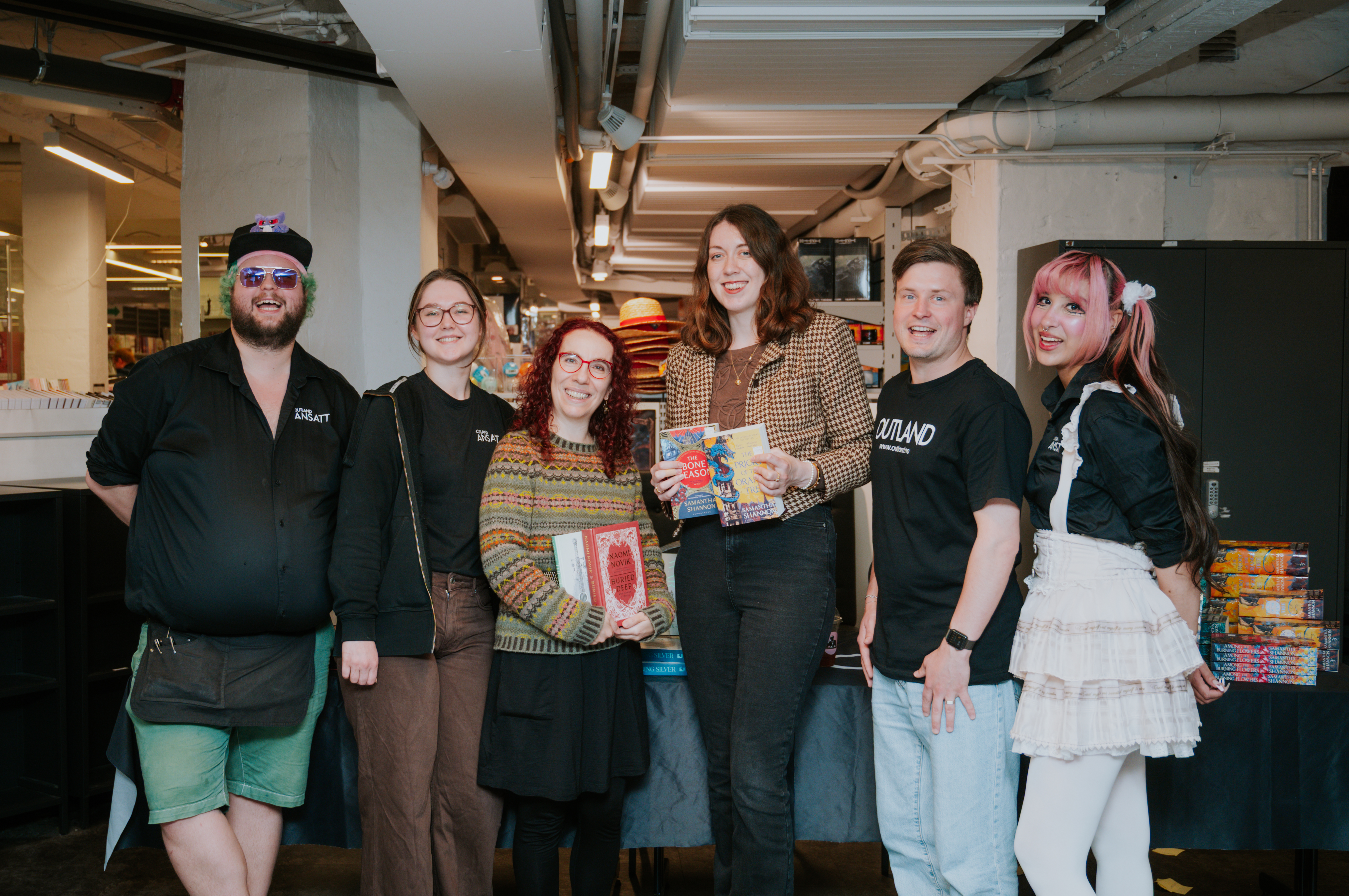 Naomi Novik og Samantha Shannon på besøk hos Outland Oslo!