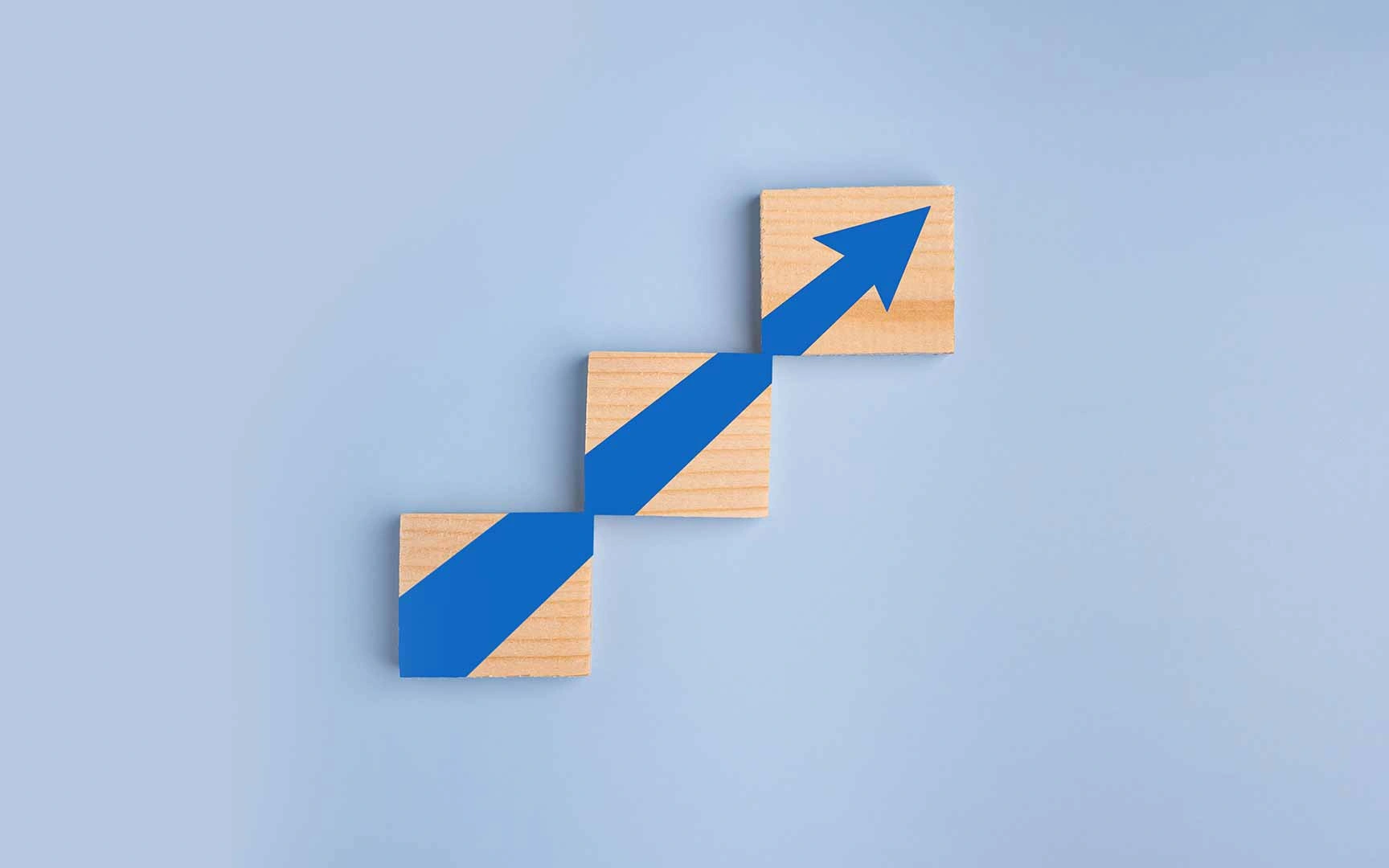 An arrow point up on 3 blocks