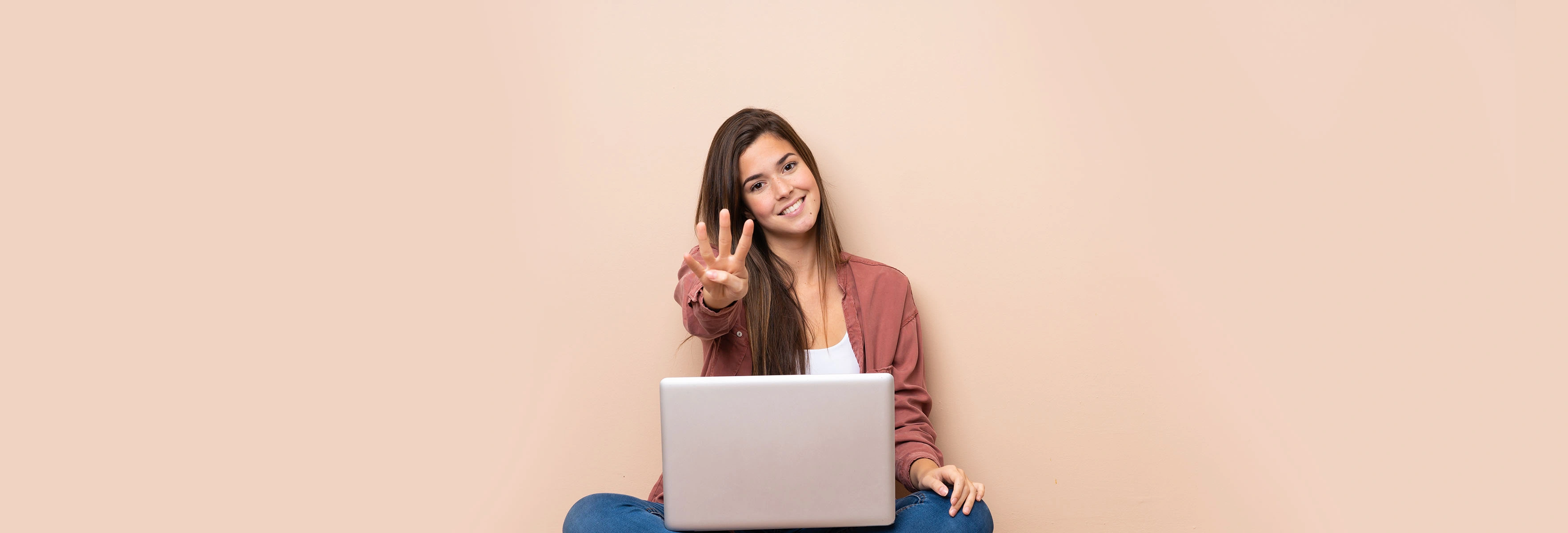 woman with laptop