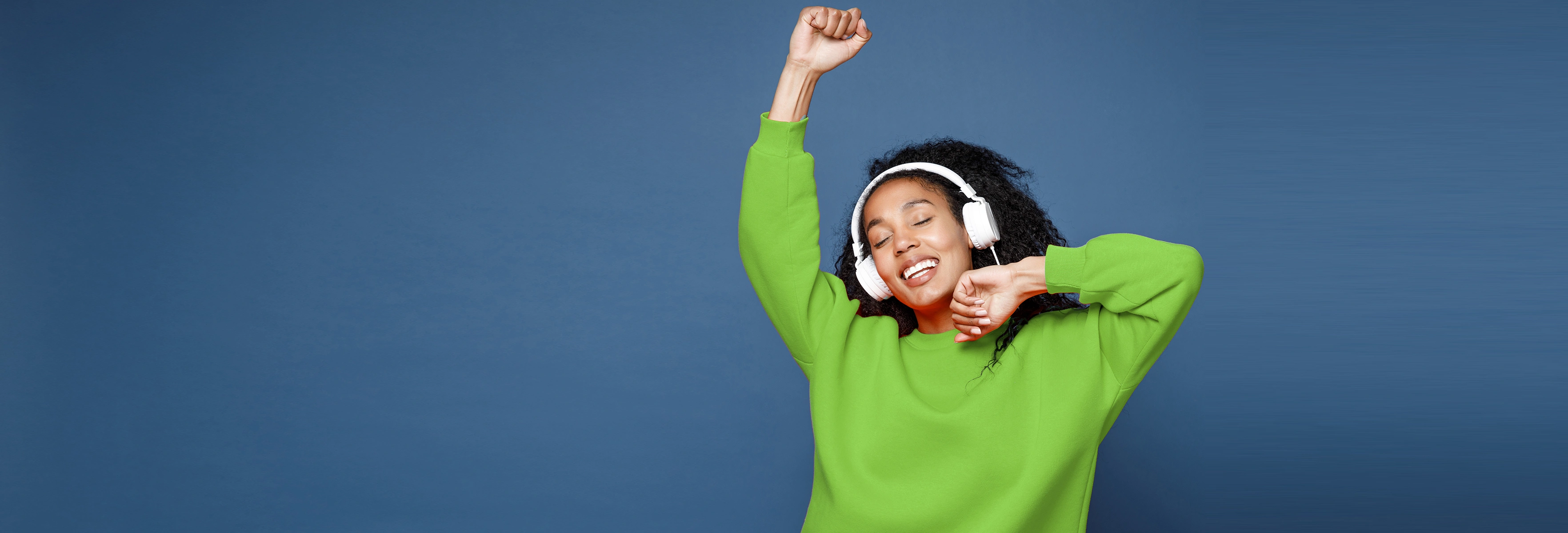 woman hearing music