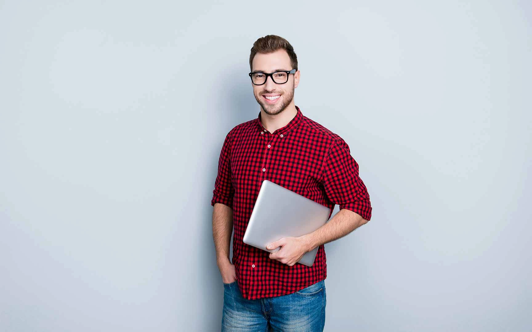 Men with laptop