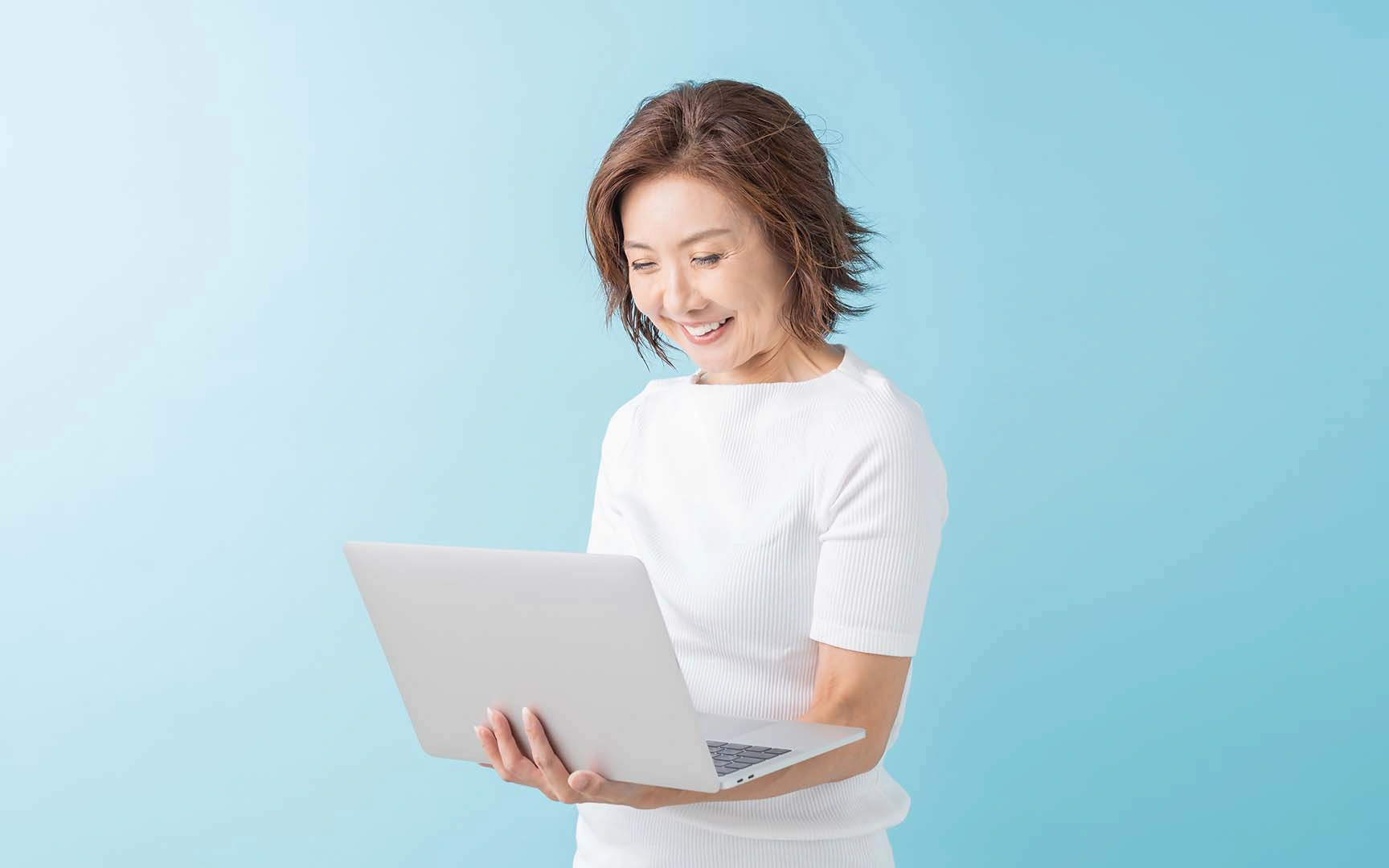 What is HRIS: the features & benefits of this software